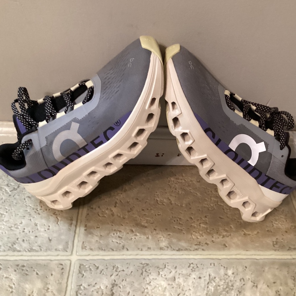 On Cloud Monster, Women’s 10